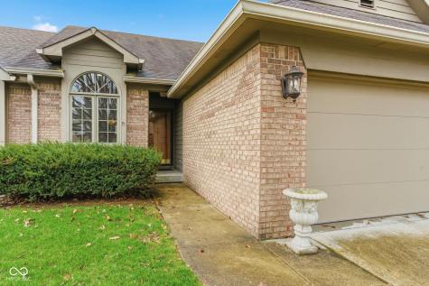 751 Cottage Lane Greenwood IN 46143