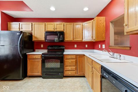 751 Cottage Lane Greenwood IN 46143