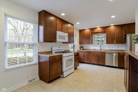 7968 Hoover Lane Indianapolis IN 46260