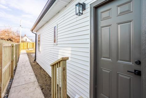 1426 E Bradbury Avenue Indianapolis IN 46203