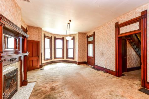 1660 N 10th Street Noblesville IN 46060