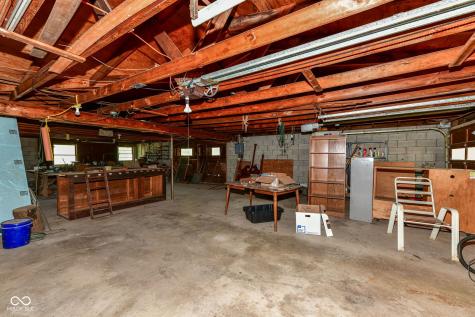 1660 N 10th Street Noblesville IN 46060