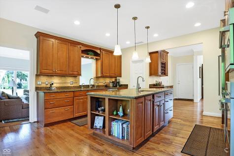 9839 Overlook Pointe Zionsville IN 46077