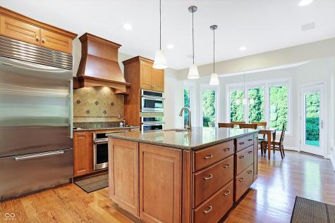 9839 Overlook Pointe Zionsville IN 46077