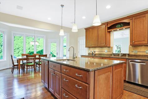 9839 Overlook Pointe Zionsville IN 46077