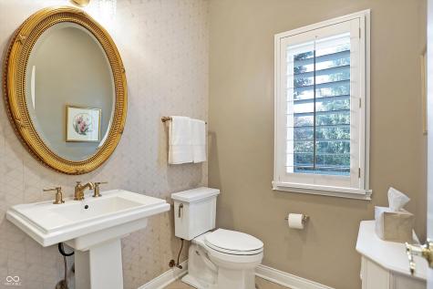 9839 Overlook Pointe Zionsville IN 46077