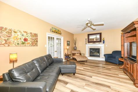13876 Barnett Place Fishers IN 46038