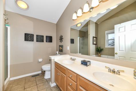 13876 Barnett Place Fishers IN 46038