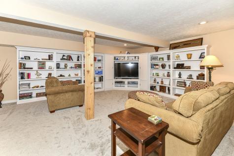 13876 Barnett Place Fishers IN 46038