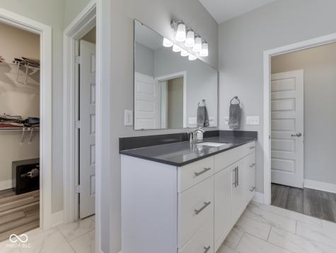 16281 Arndale Court Fishers IN 46040