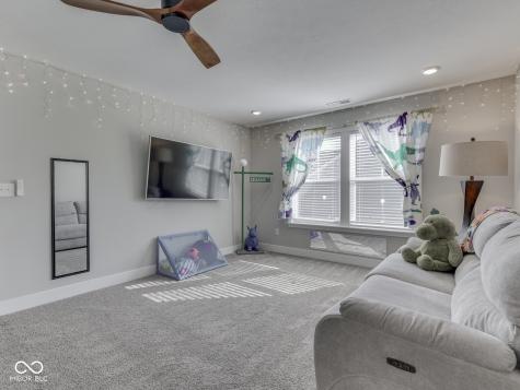 16281 Arndale Court Fishers IN 46040