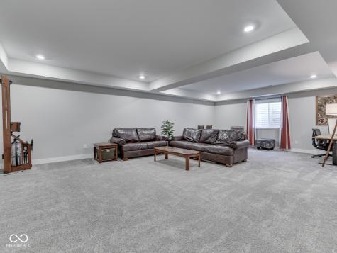 16281 Arndale Court Fishers IN 46040