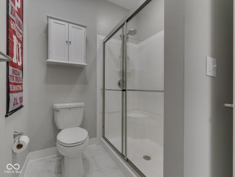 16281 Arndale Court Fishers IN 46040