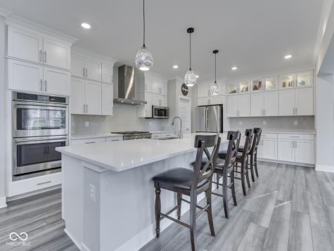 16281 Arndale Court Fishers IN 46040