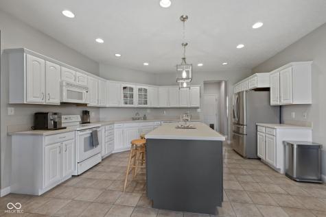 4814 S 550 W New Palestine IN 46163