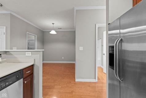 1034 Reserve Way Indianapolis IN 46220