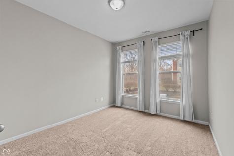 1034 Reserve Way Indianapolis IN 46220