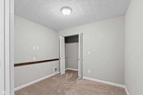 1034 Reserve Way Indianapolis IN 46220