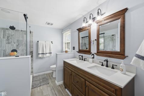 13263 Chevy Chase Drive Fishers IN 46038