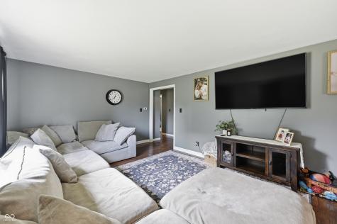 13263 Chevy Chase Drive Fishers IN 46038