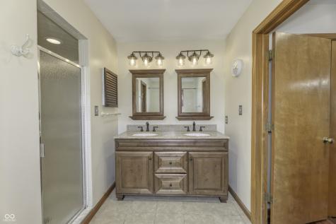 2346 Calaveras Way Indianapolis IN 46240