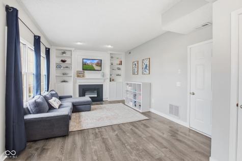 10998 Rutgers Lane Fishers IN 46038