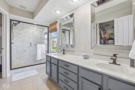 10998 Rutgers Lane Fishers IN 46038