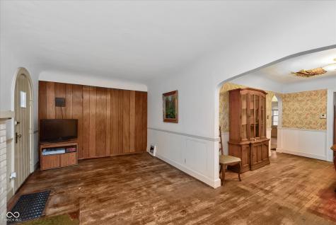 6103 Indianola Avenue Indianapolis IN 46220