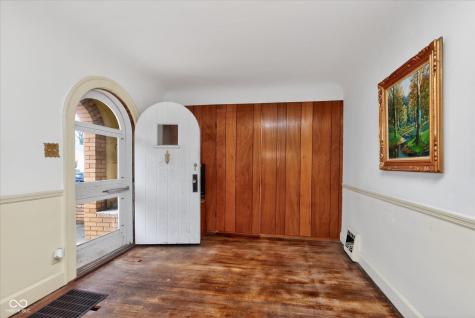 6103 Indianola Avenue Indianapolis IN 46220