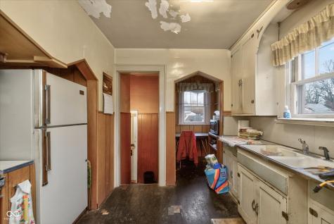 6103 Indianola Avenue Indianapolis IN 46220
