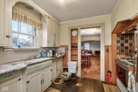 6103 Indianola Avenue Indianapolis IN 46220