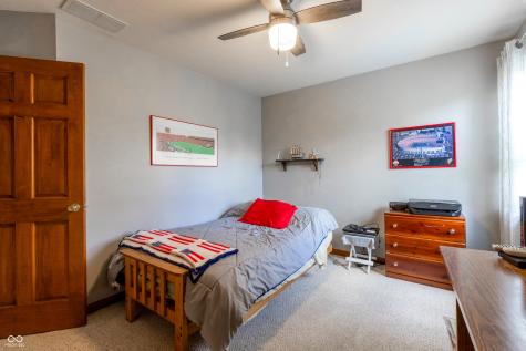 6006 Regency Drive Columbus IN 47203