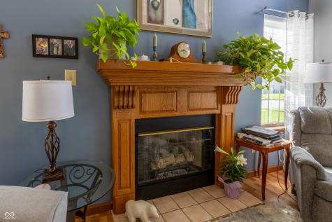 6006 Regency Drive Columbus IN 47203
