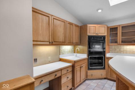 1413 W 52nd Street Indianapolis IN 46228