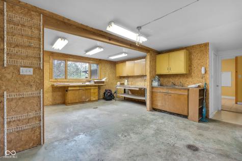 1413 W 52nd Street Indianapolis IN 46228