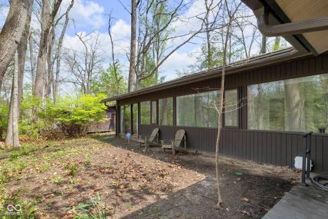 1413 W 52nd Street Indianapolis IN 46228