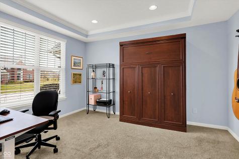 1266 Colinbrook Circle Greenwood IN 46143