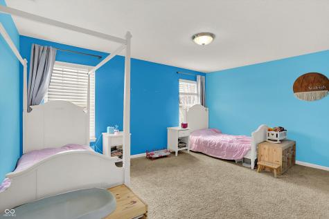 1266 Colinbrook Circle Greenwood IN 46143