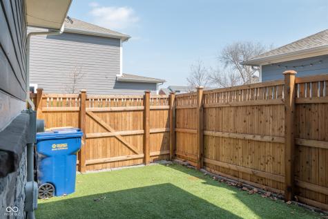 9124 Hawkins Road Indianapolis IN 46216