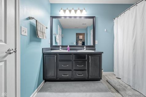 4353 W Parkway Court New Palestine IN 46163