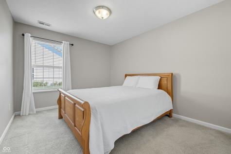 4353 W Parkway Court New Palestine IN 46163