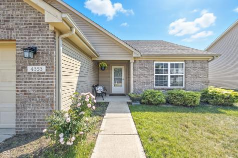 4353 W Parkway Court New Palestine IN 46163