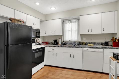 3610 Tara Court Carmel IN 46074