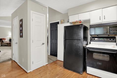 3610 Tara Court Carmel IN 46074