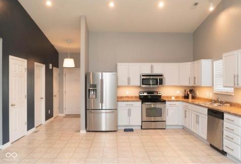 2287 Rosswood Boulevard Indianapolis IN 46229