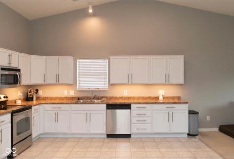 2287 Rosswood Boulevard Indianapolis IN 46229