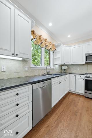 5276 Woodfield Drive S Carmel IN 46033