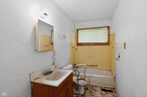 5917 E 45th Street Indianapolis IN 46226