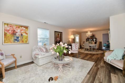5668 Misty Ridge Circle Indianapolis IN 46237