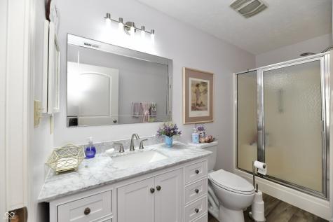 5668 Misty Ridge Circle Indianapolis IN 46237